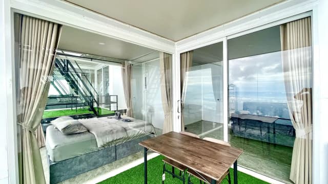 Mirror Room
