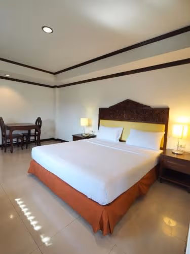 Deluxe Double or Twin Room