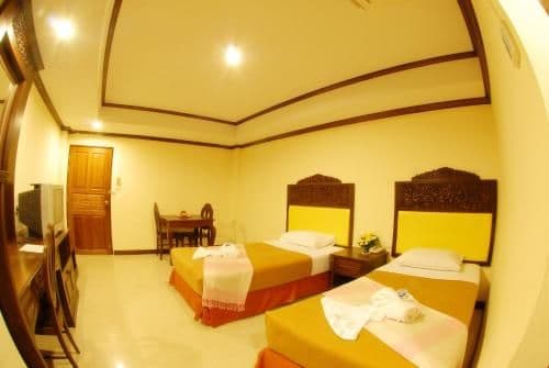 Deluxe Double or Twin Room