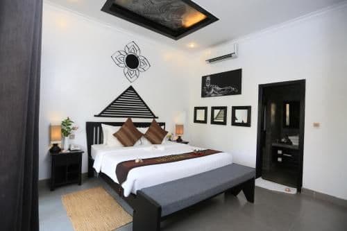 Deluxe Double Room with Pool View