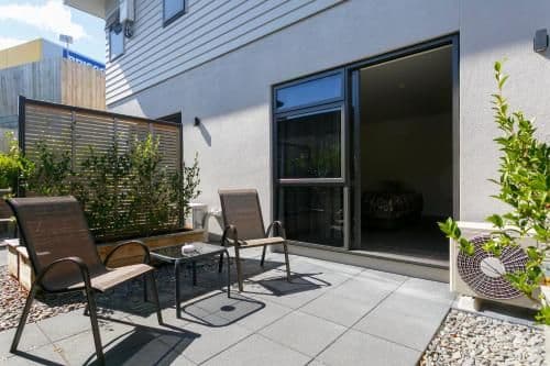King Studio - Disability Access (Lake Wing)