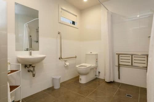 King Studio - Disability Access (Lake Wing)