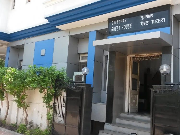 Gulmohar Guest House0
