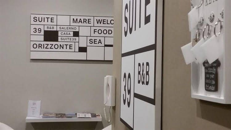 Suite 393