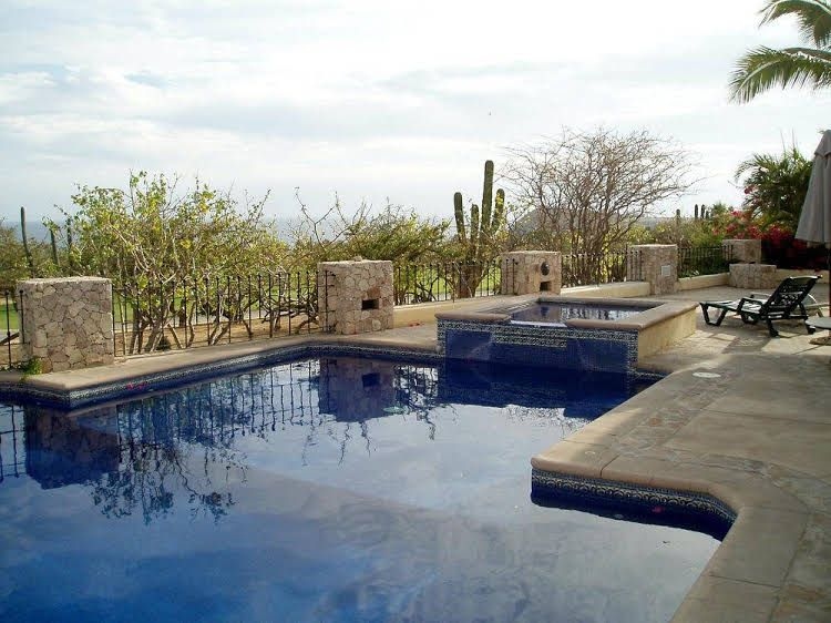 Cabo Vista Hotel0