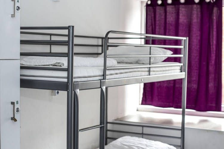 Red Fox Hostel and Bar3