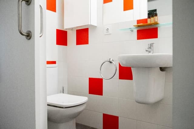 APARTMENT CAPACITY 5 TWO BEDROOMS