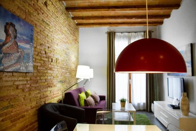 APARTMENT CAPACITY 5 TWO BEDROOMS