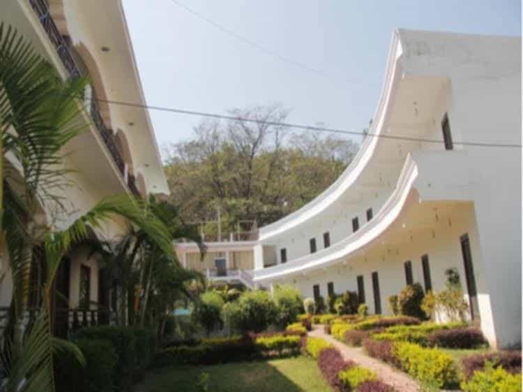 The Monal's Nest Resort
