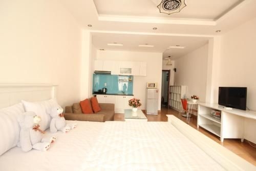 Smiley Apartment 30