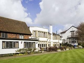 Mercure Box Hill Burford Bridge Hotel3