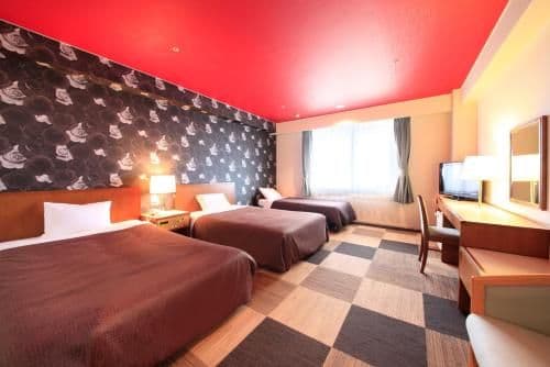 Twin Room with Extra Bed - Smoking