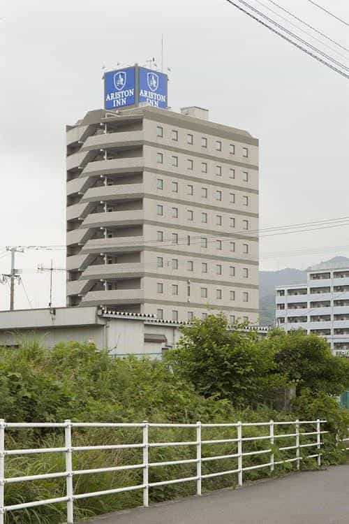 โรงแรมอริสตัน อินน์ คันดะ คิตะคิวชู แอร์พอร์ต