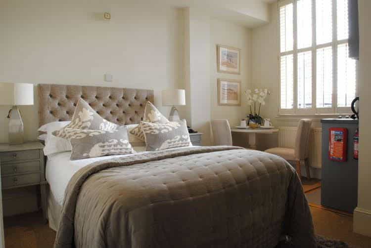 Vancouver Hotel & Studios Vancouver Hotel & Studios