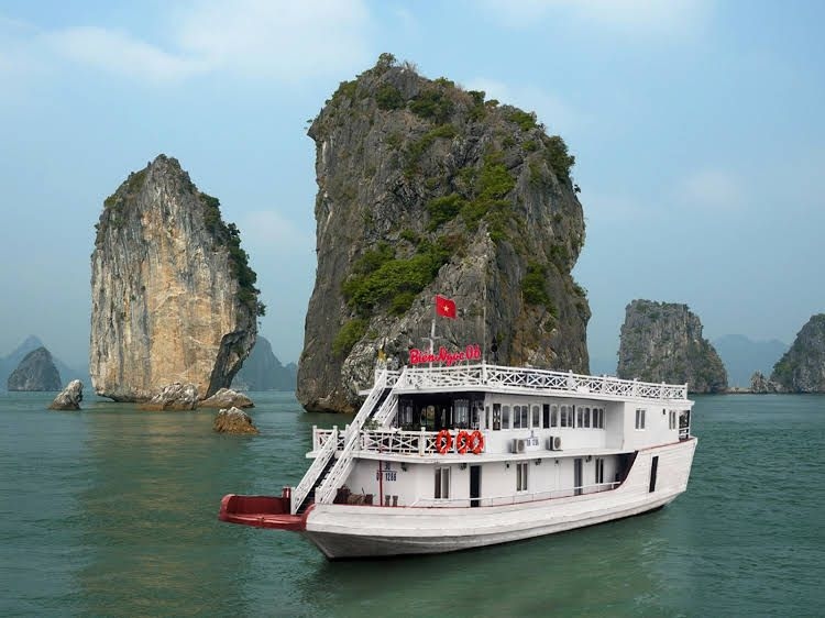 Bien Ngoc 06 Cruise2