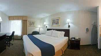 Gateway Inn & Suites