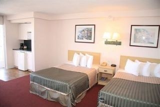 Magnuson Hotel Clearwater Beach1