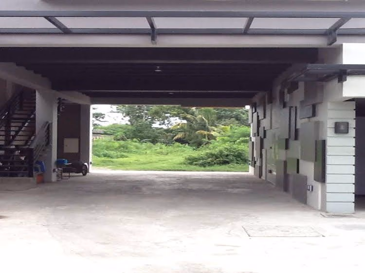 West Gate Hotel2
