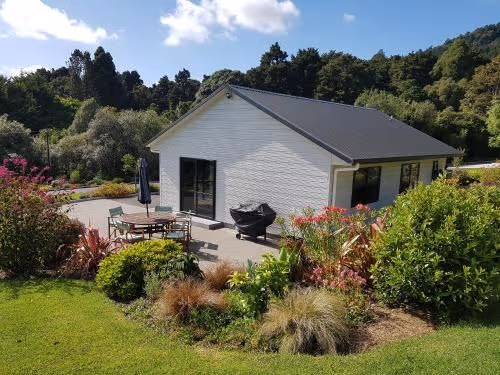 Two-Bedroom Cottage - Family