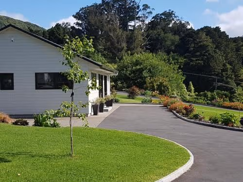 Two-Bedroom Cottage - Family