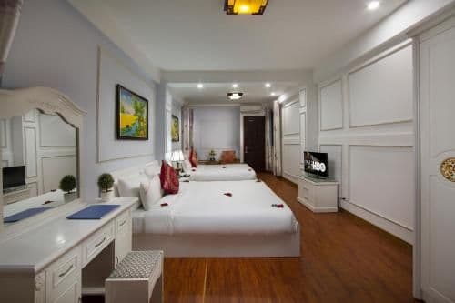 Deluxe Family Room