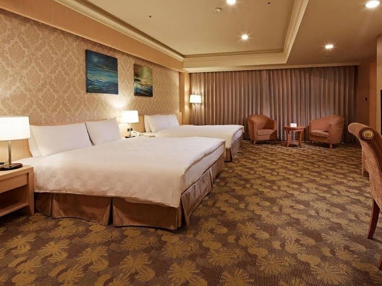 E-DA Skylark Hotel1