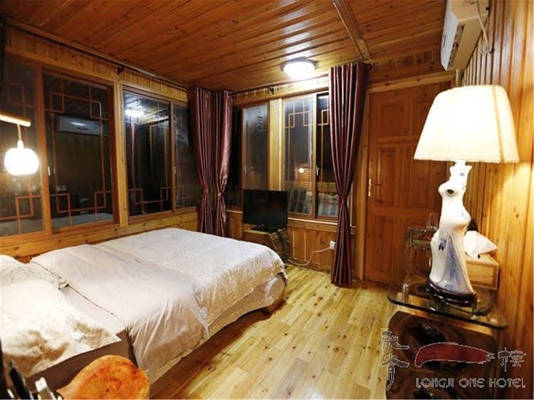 Long Ji The One Hotel4