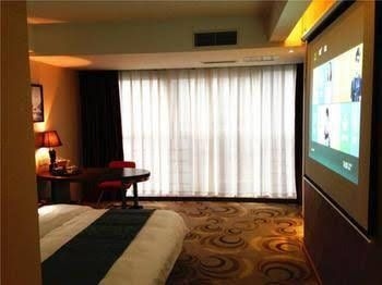 T hotel1