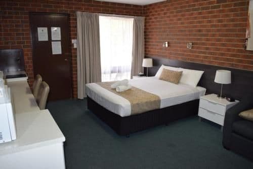Queen Room - Disability Access