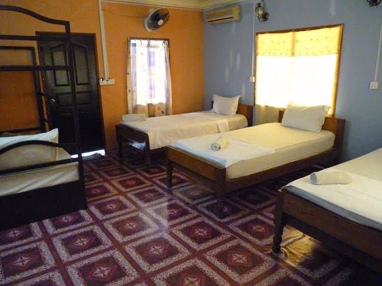 Blue Dog Guesthouse Blue Dog Guesthouse