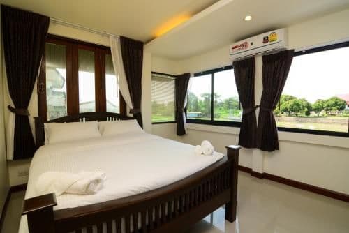 Deluxe Double Room with River View