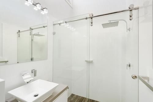 Panoramic Townhouses by Lisa4