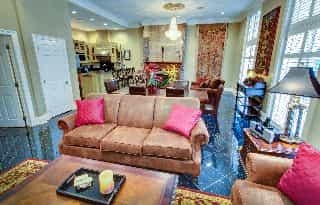 Mazarin Hotel