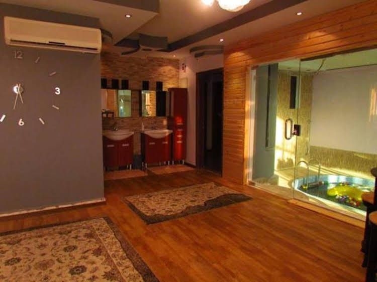 Byat Chalet1