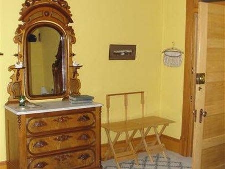 Ferris Mansion Bed and Breakfast1