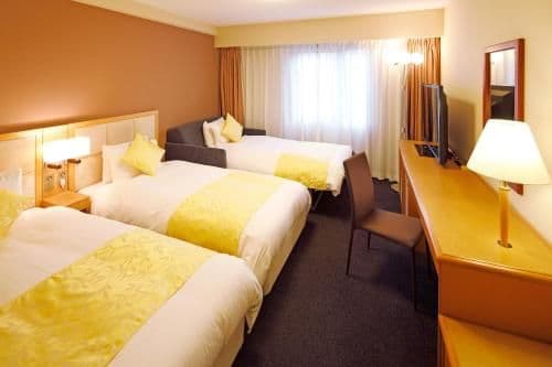 Twin Room with Extra Bed - Non-Smoking