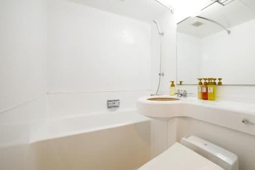 Twin Room with Extra Bed - Non-Smoking