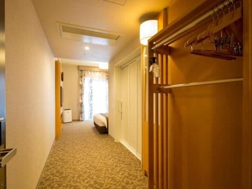 Queen Double Room
