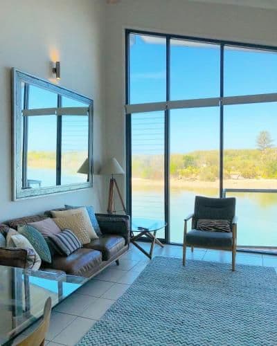 Three-Bedroom Apartment - Waterfront