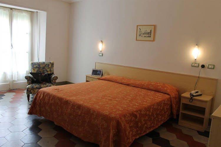 Hotel Croce di Savoia0