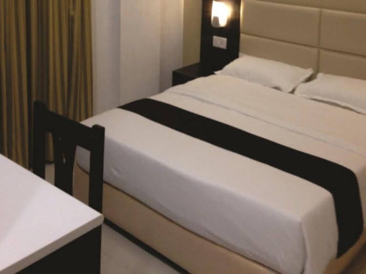 Hotel Galaxy Comforts3