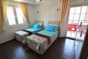 Happy Land Villas Happy Land Villas