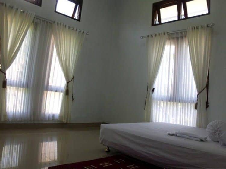 Villa Tropis Villa Tropis