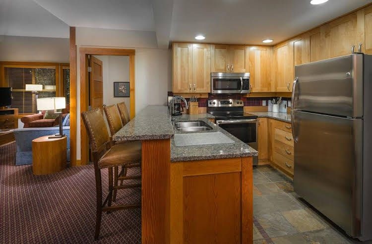 Lodging Ovations4