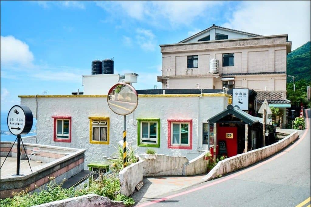 Corner Inn Corner Inn