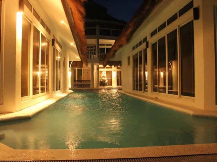 Blue Lagoon Villas