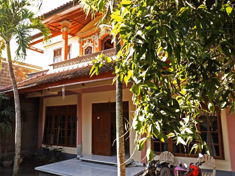 Surfers House3