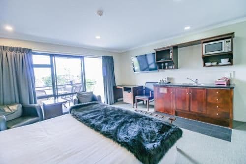 Executive Studio