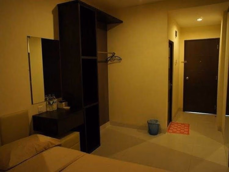 ออส โฮเต็ล บาตู อาจิ บาตัม (OS Hotel Batu Aji Batam)1
