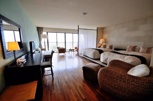 Deluxe Twin Room with Sea View